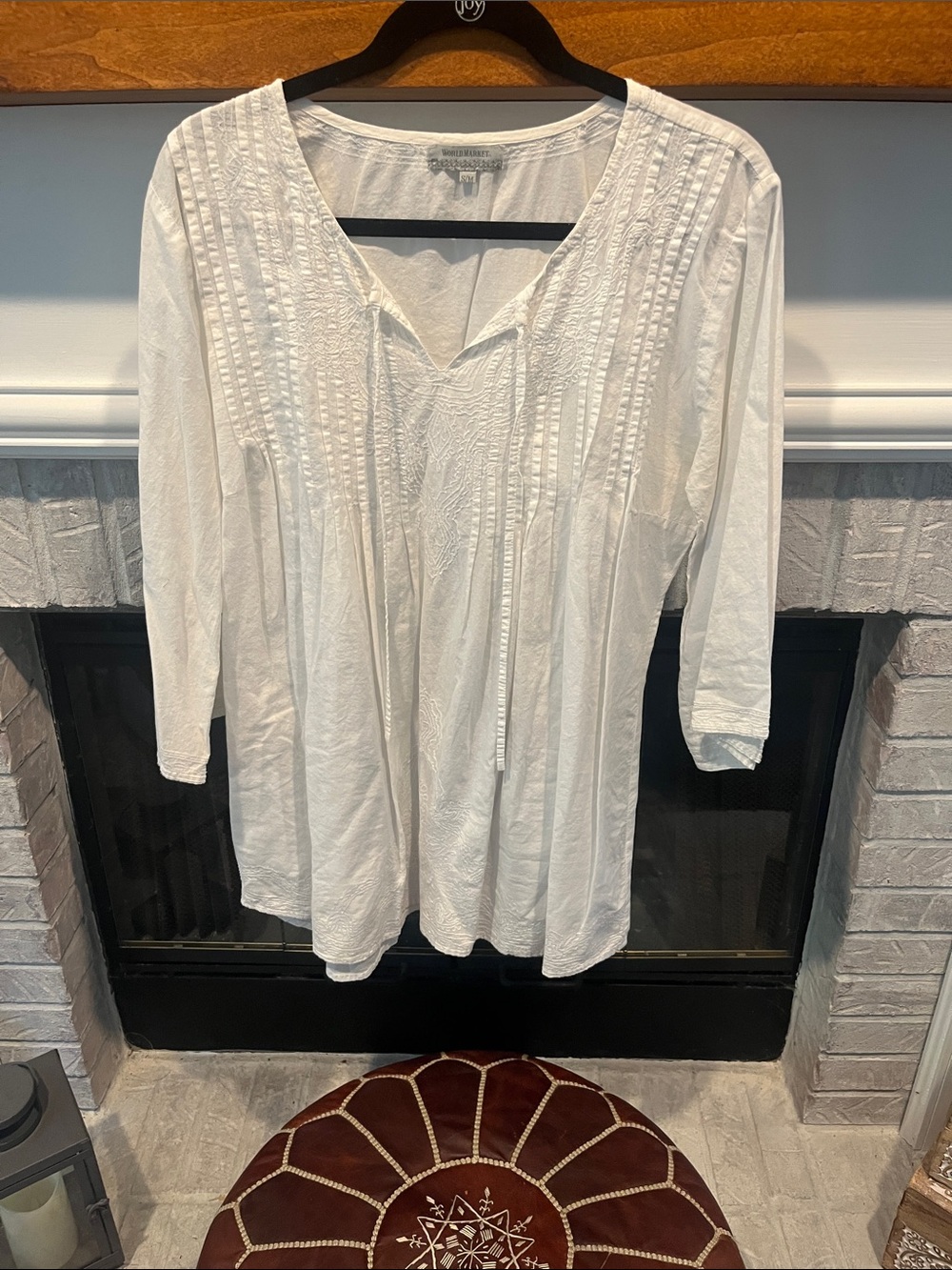 Cost Plus World Market White Pintuck & Embroidered V-Neck Tunic Blouse